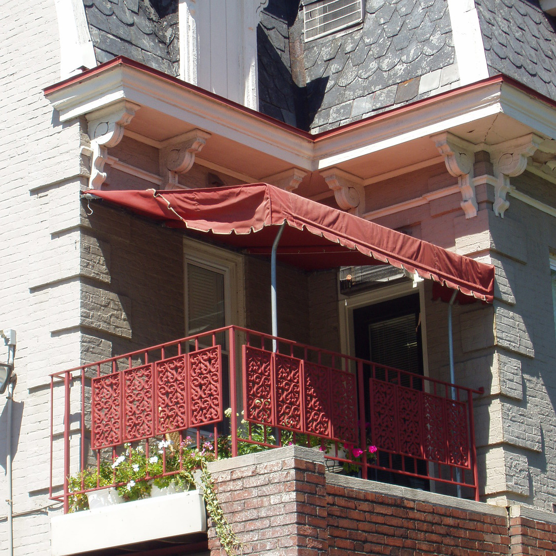 exterior of 272-274 Shady Avenue