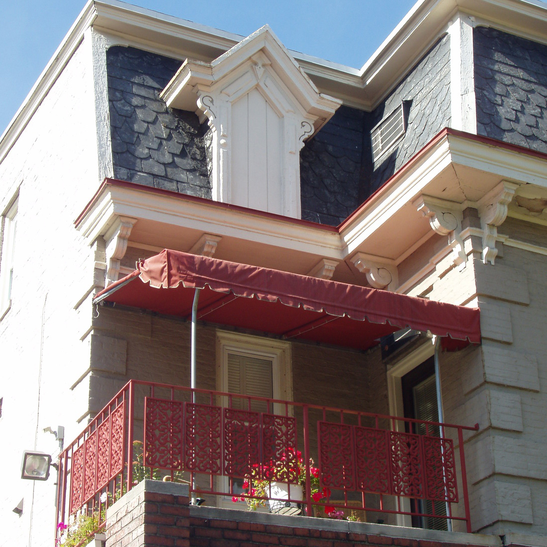 exterior of 272-274 Shady Avenue