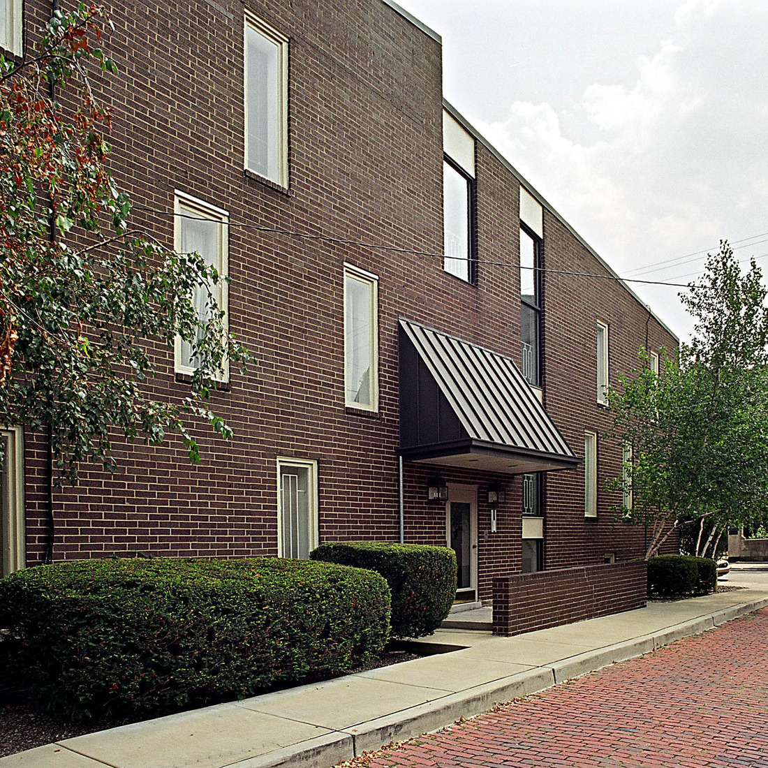 exterior of 6115 Alder Street