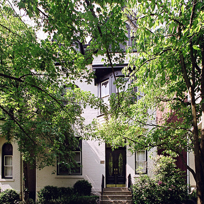6350 Aurelia Street exterior