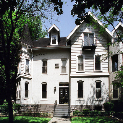 6007 Walnut Street exterior