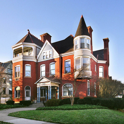 500 Shady Avenue exterior