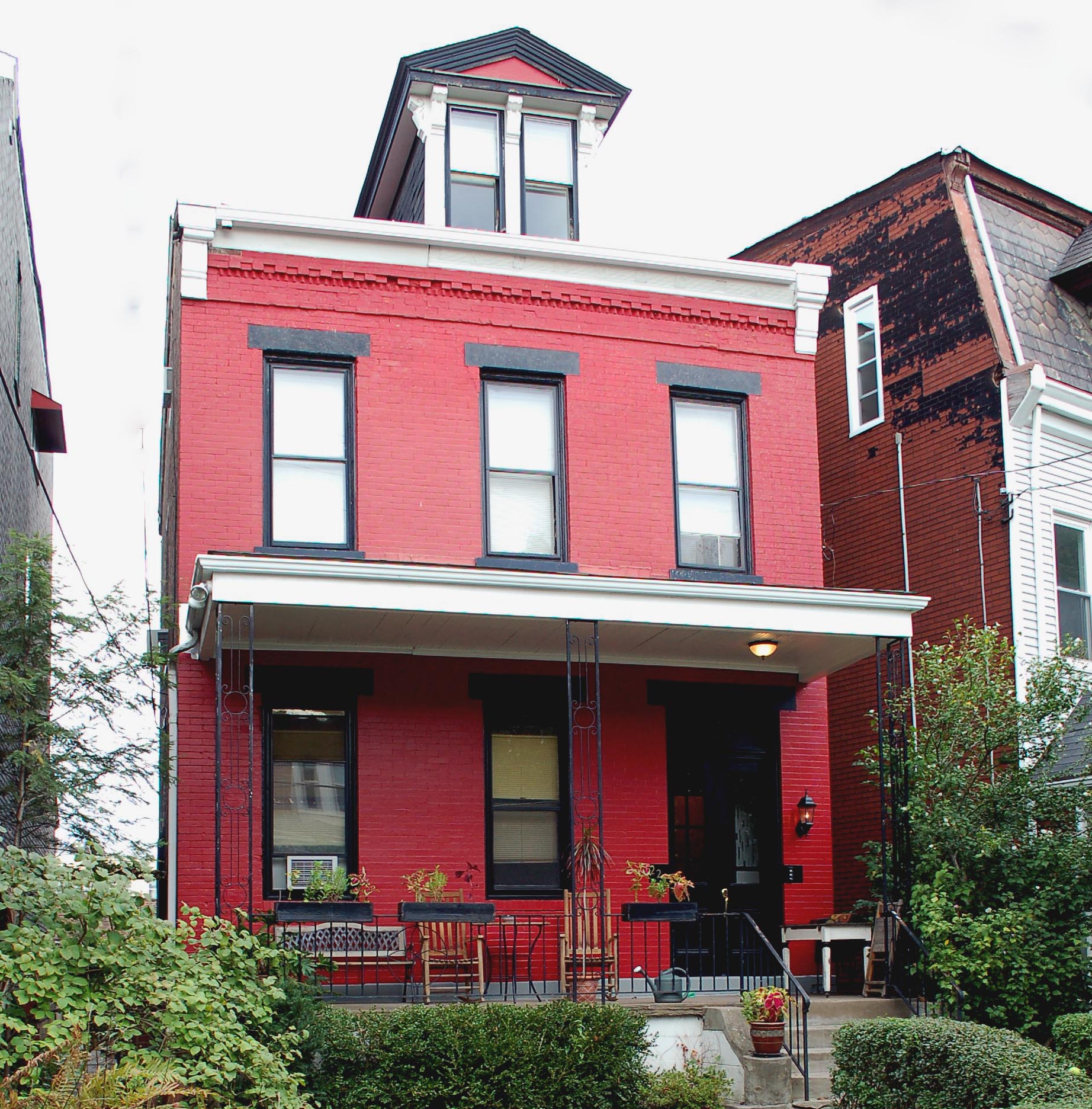 exterior of 226 Emerson Street