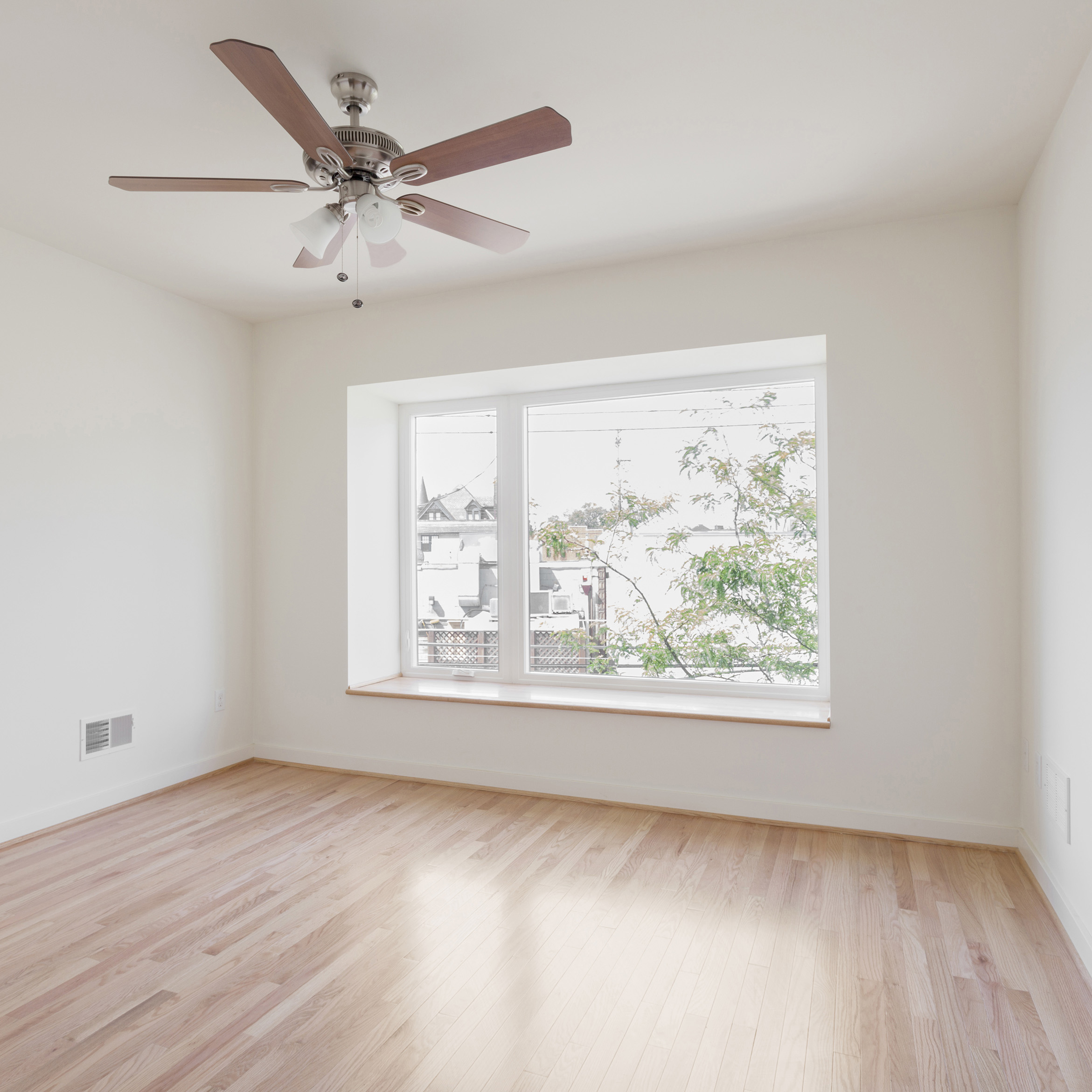 interior of 229 Carron Street