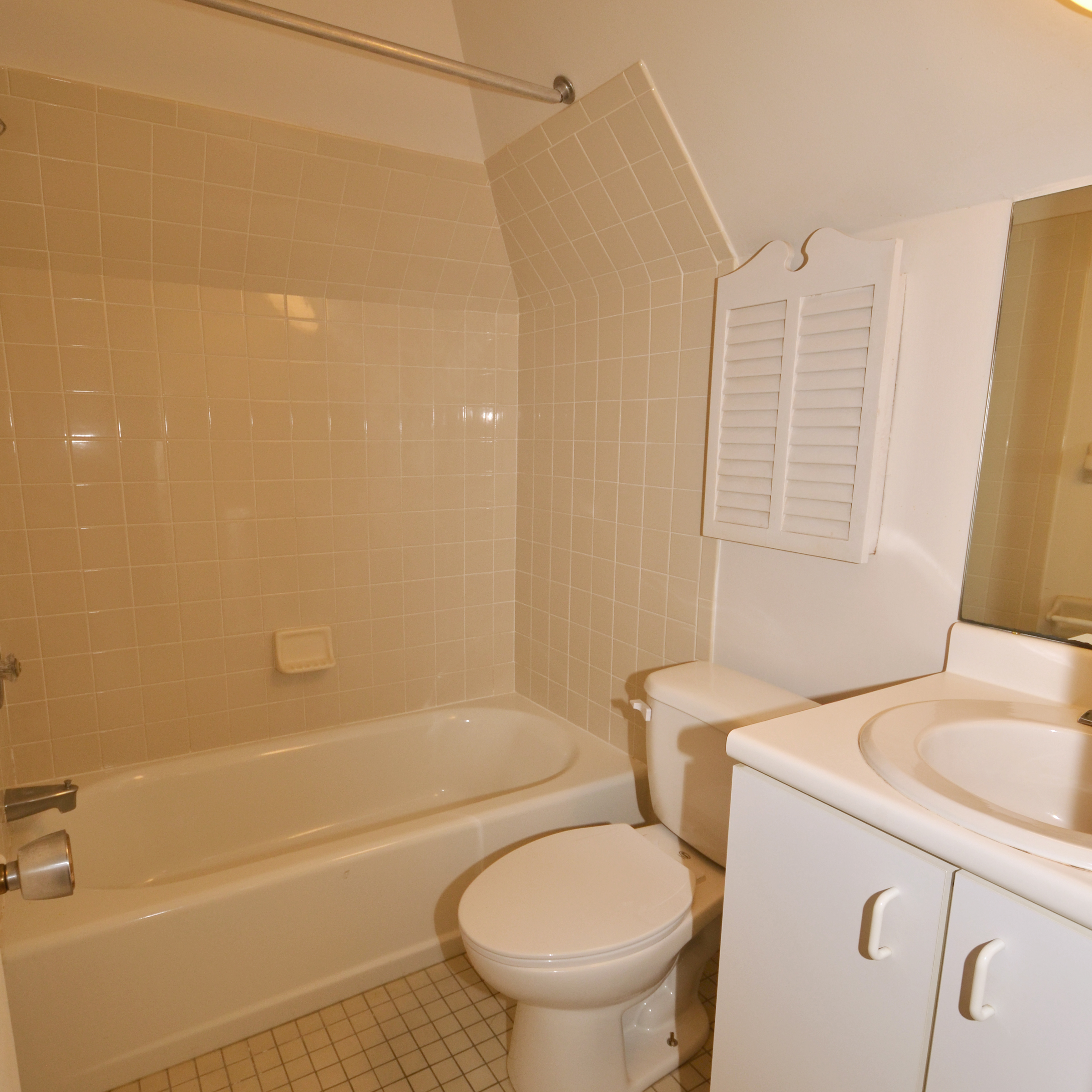 interior of Apt. 504