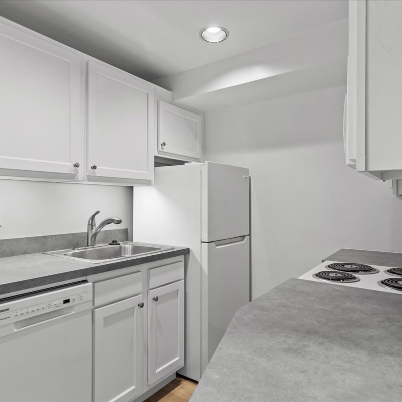 interior of Apt. 521