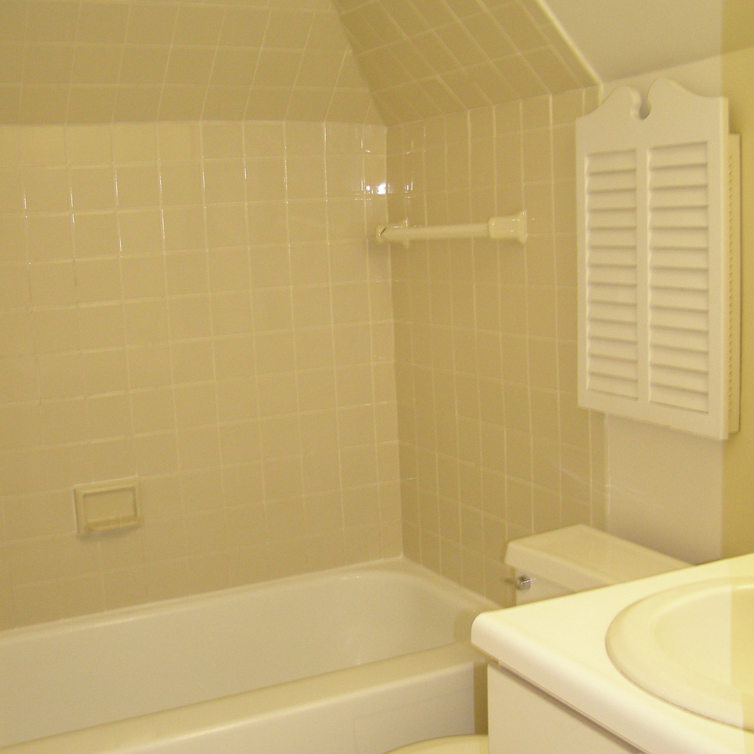 interior of Apt. 524