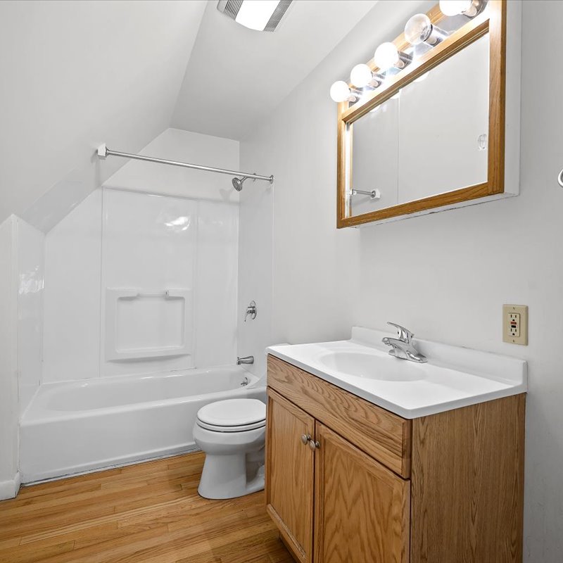 interior of Apt. 3