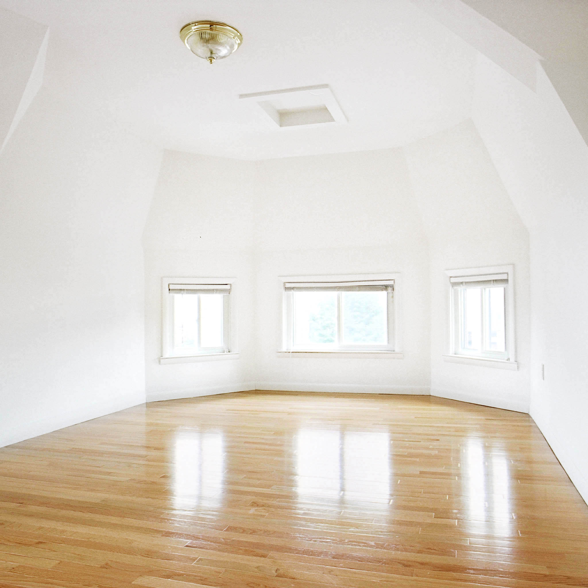 interior of Apt. 3