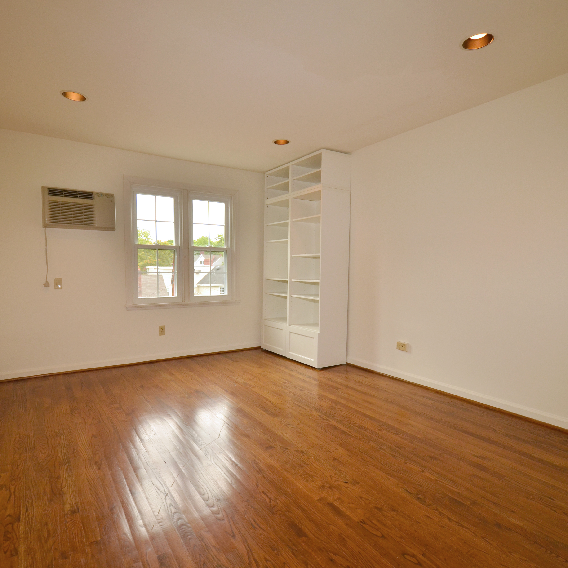 interior of 331 Denniston