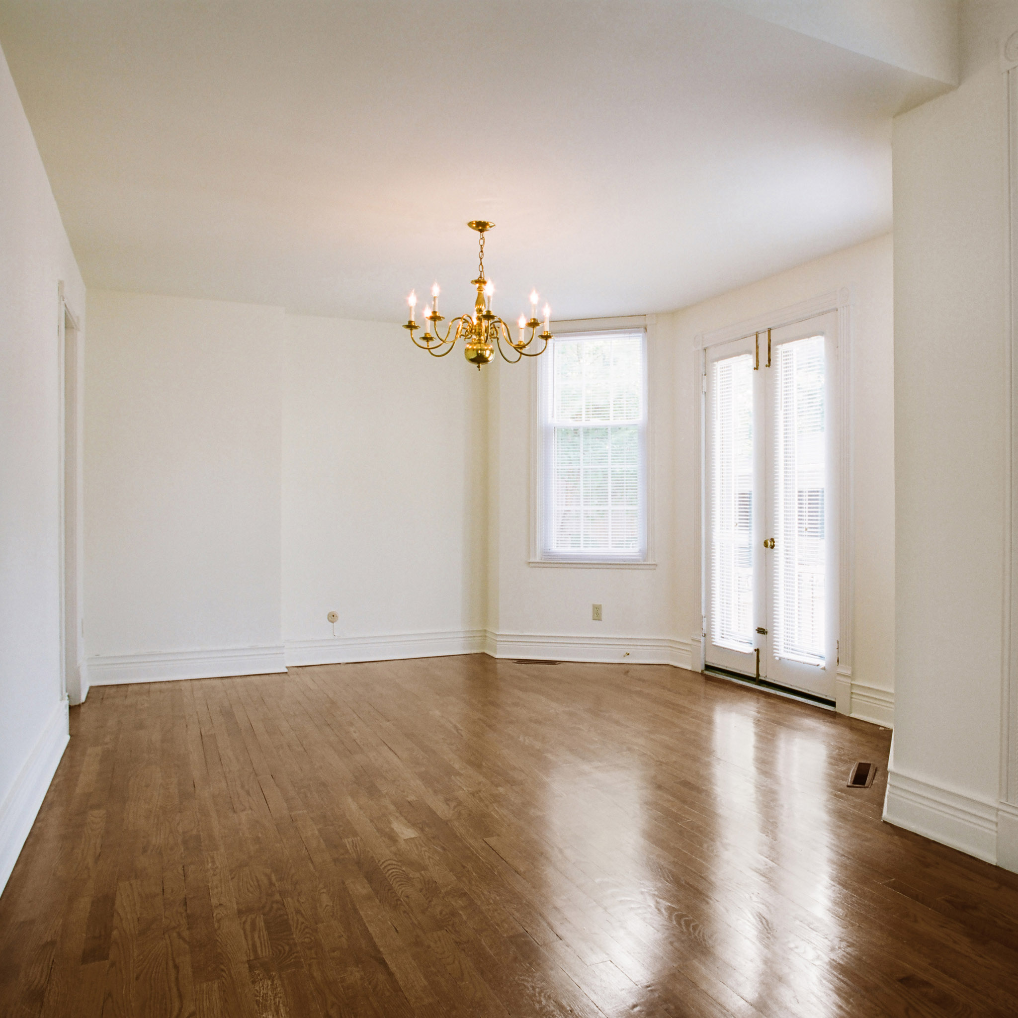 interior of 338 Denniston