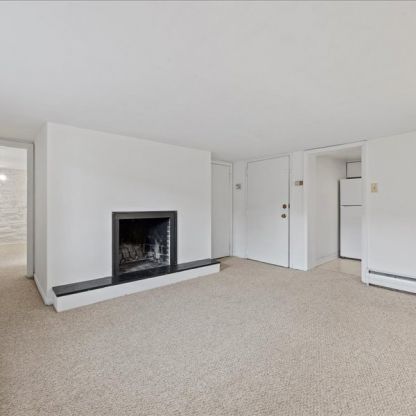 343 Denniston  Apt.10
