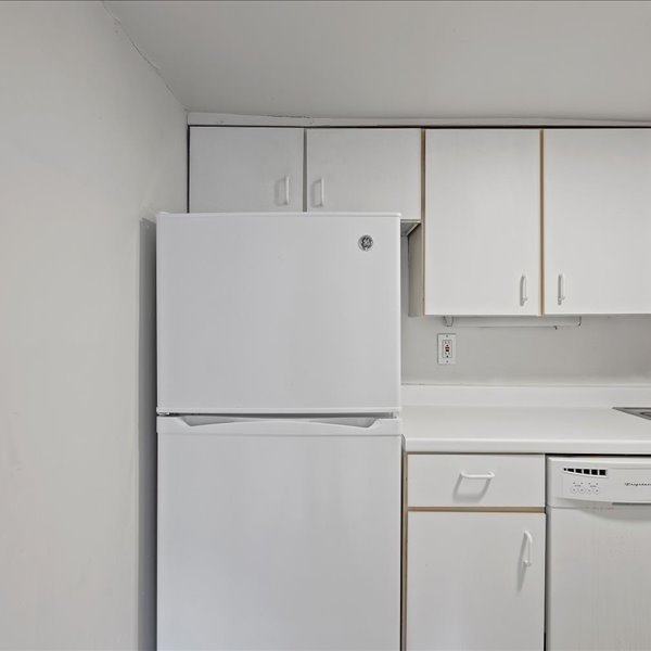 interior of 343 Denniston  Apt.10