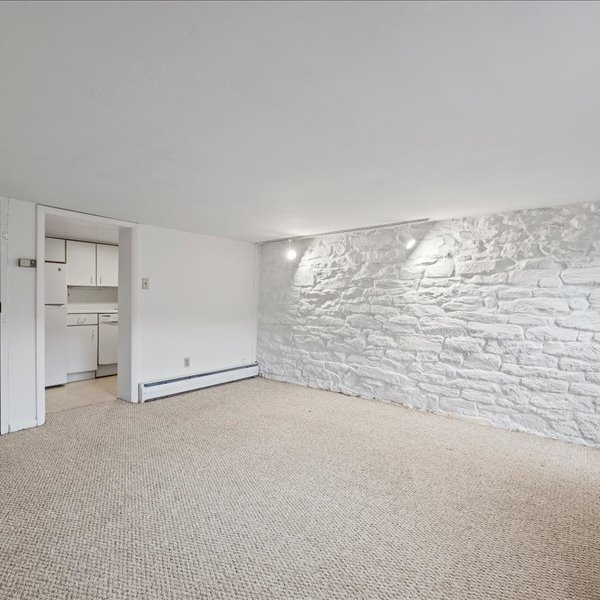 interior of 343 Denniston  Apt.10