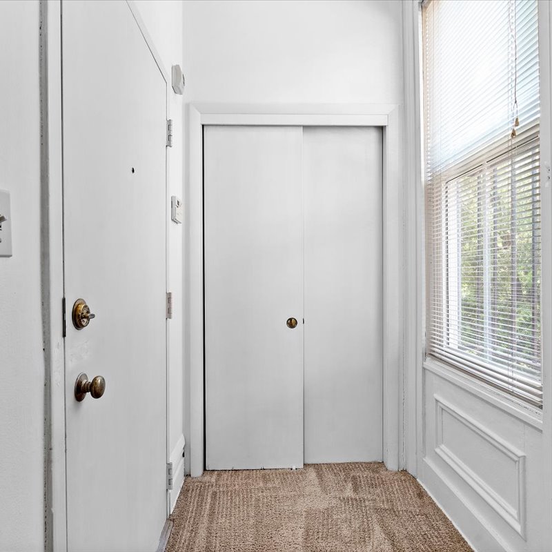 interior of 343 Denniston  Apt.11
