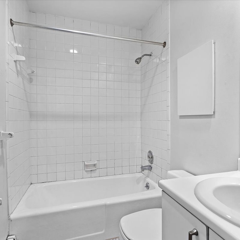 interior of 343 Denniston  Apt.11