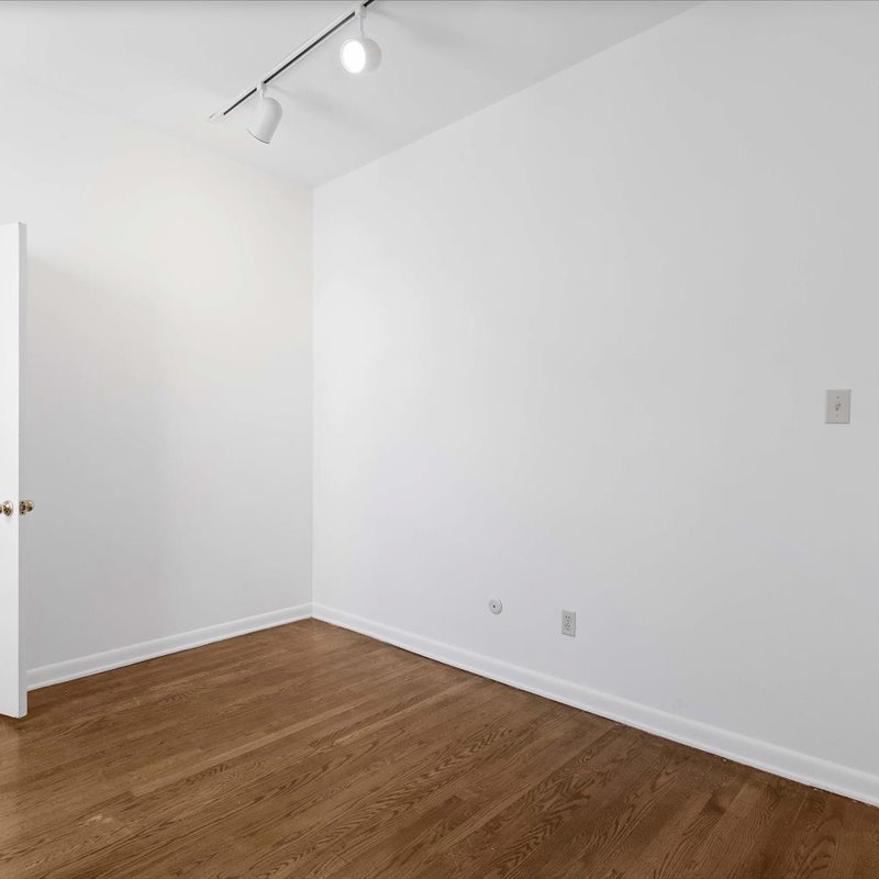 interior of 343 Denniston  Apt.13