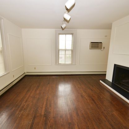 343 Denniston  Apt.21
