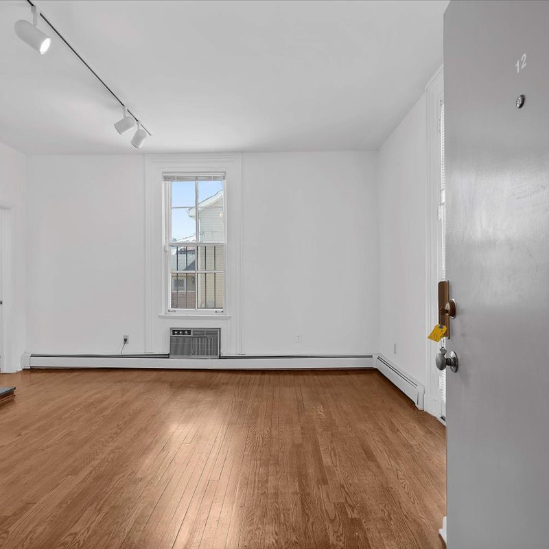 interior of 345 Denniston  Apt.12