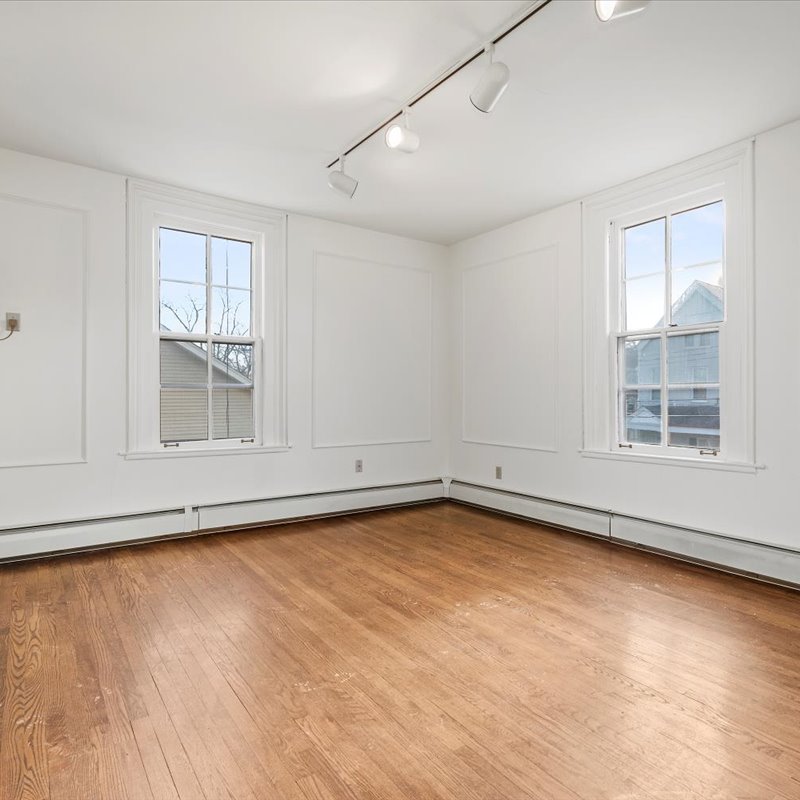 interior of 345 Denniston  Apt.22