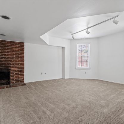 Apt. 11