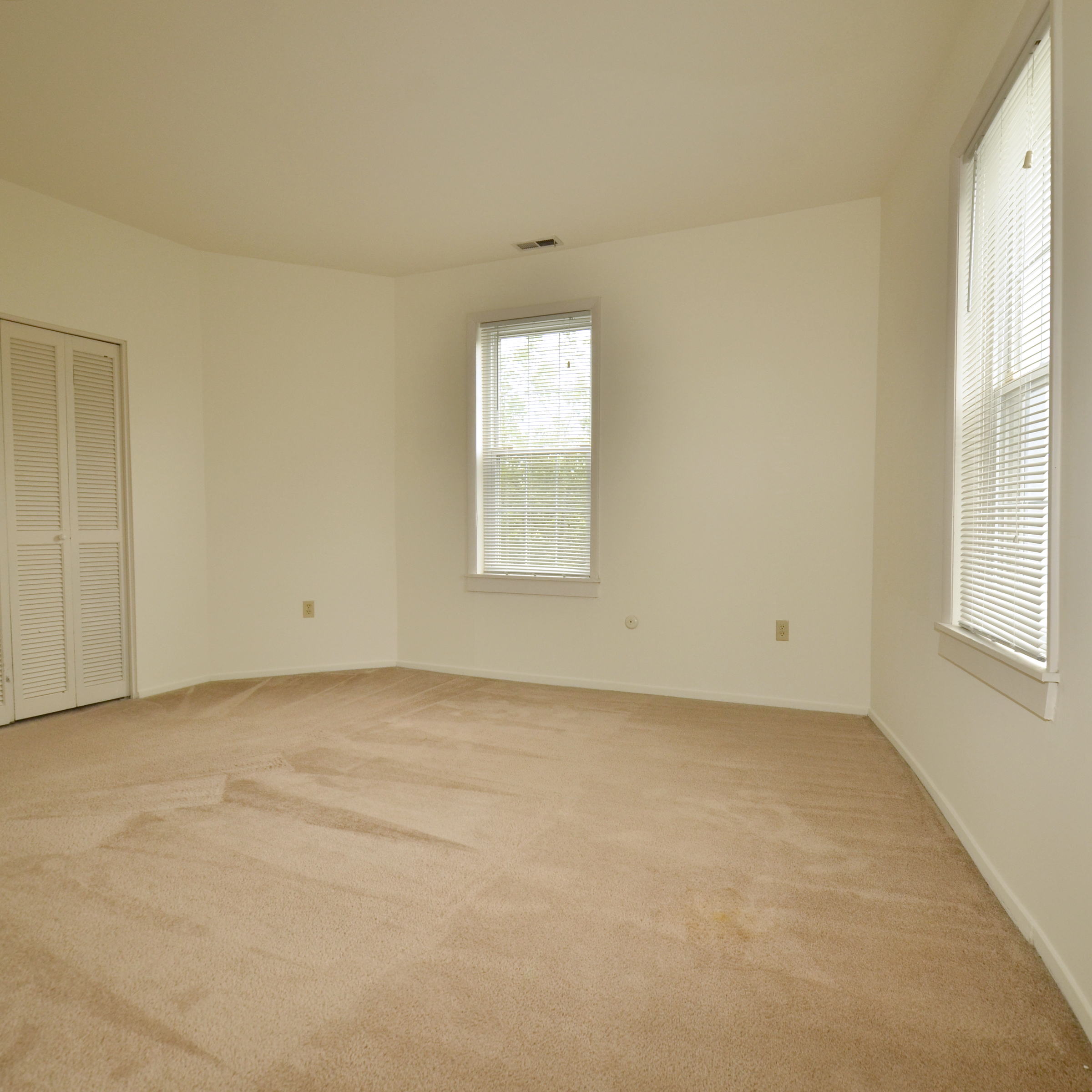 interior of Apt. 21