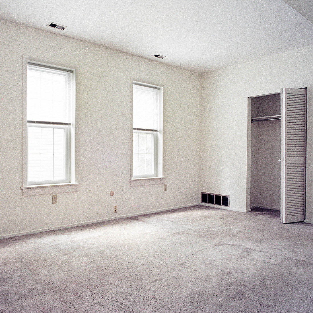 interior of Apt. 22