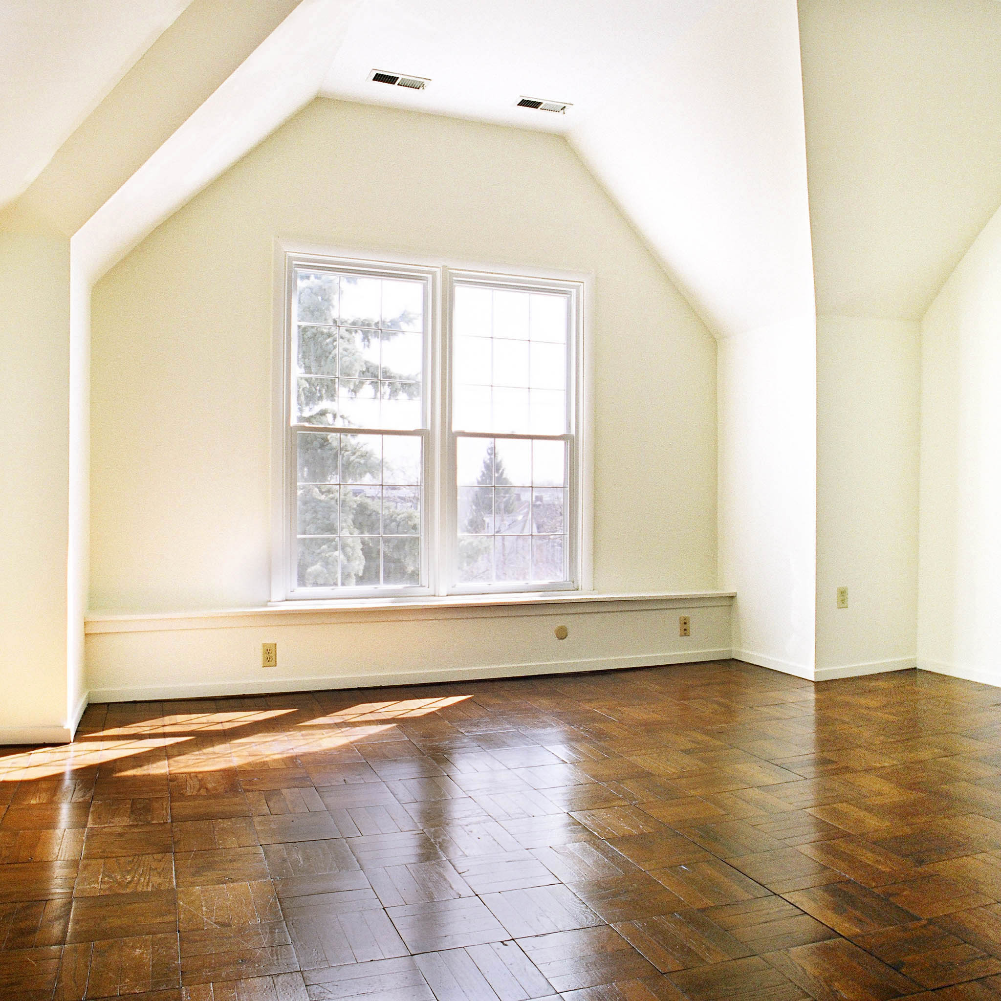 interior of Apt. 31