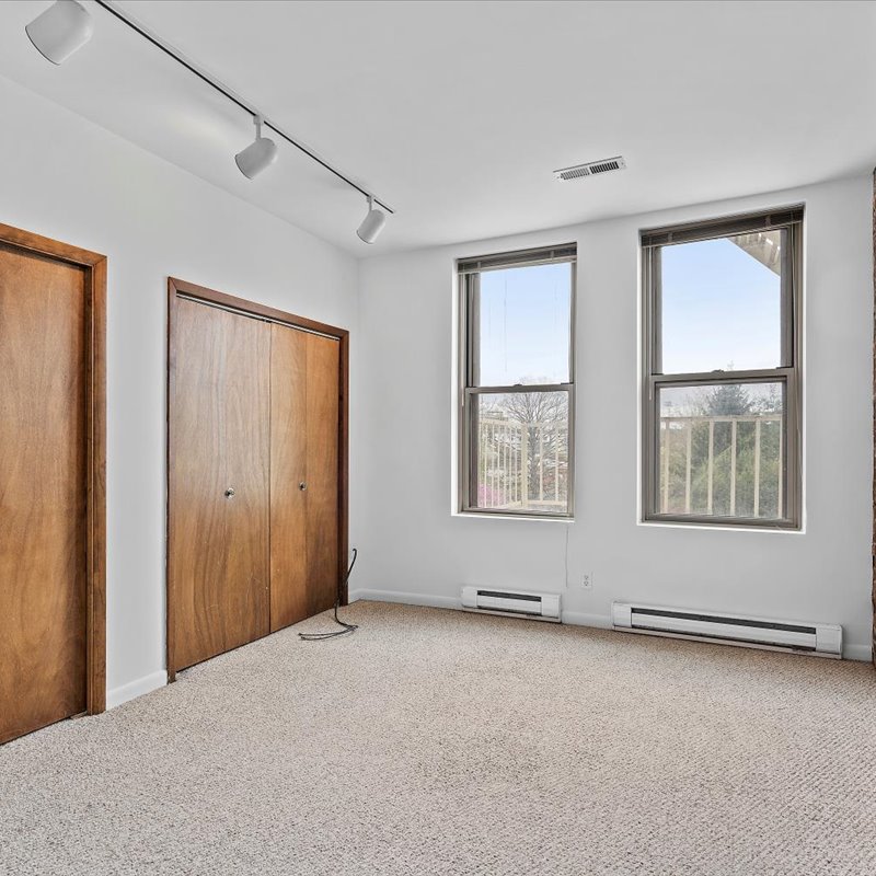 interior of 417 Denniston Apt.3