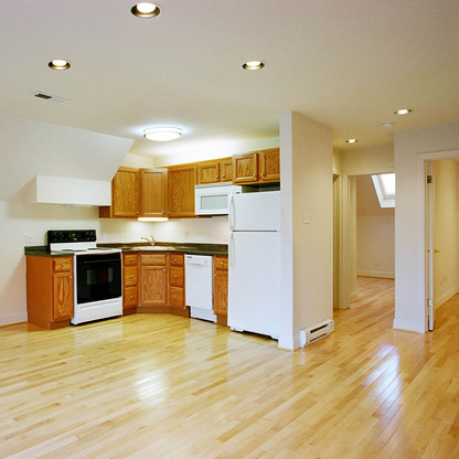 417 Denniston Apt.4