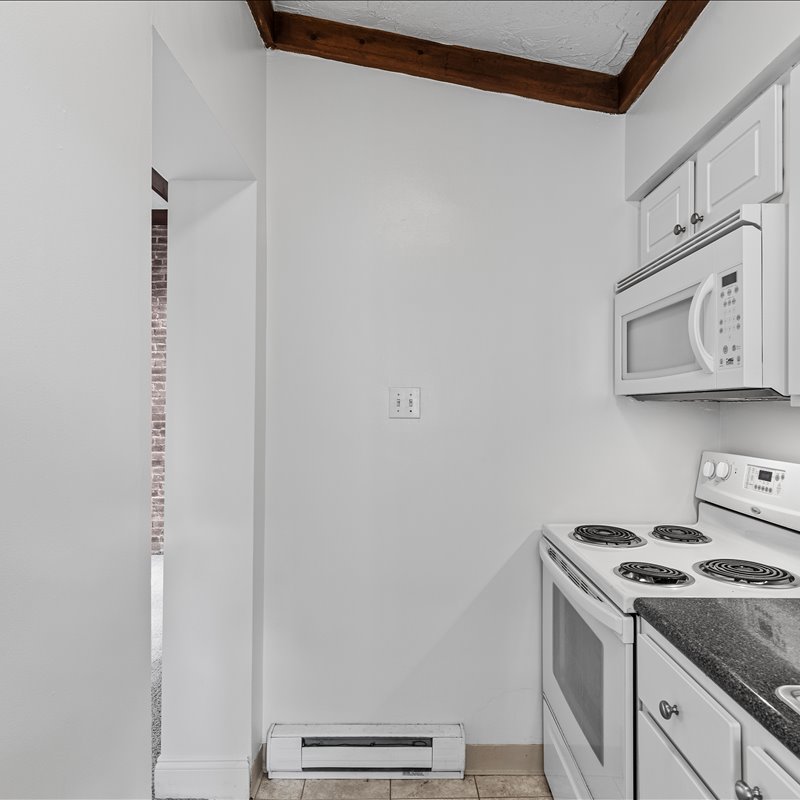 interior of 419 Denniston Apt.2