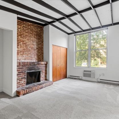 421 Denniston Apt.1
