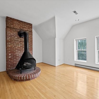 421 Denniston Apt.4