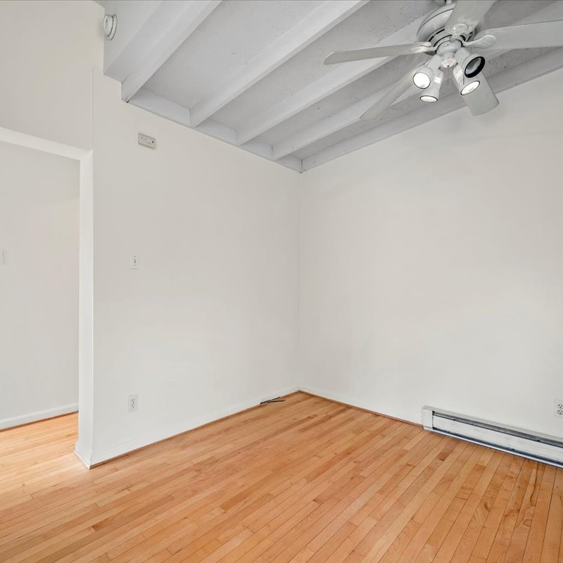 interior of 423 Denniston Apt.1