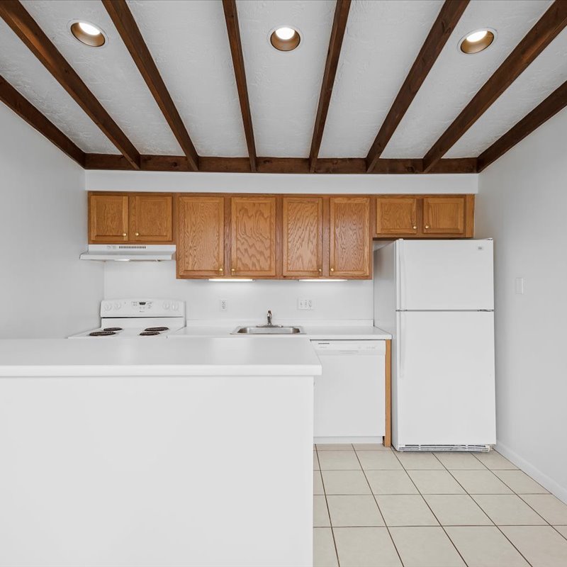 interior of 423 Denniston Apt.3