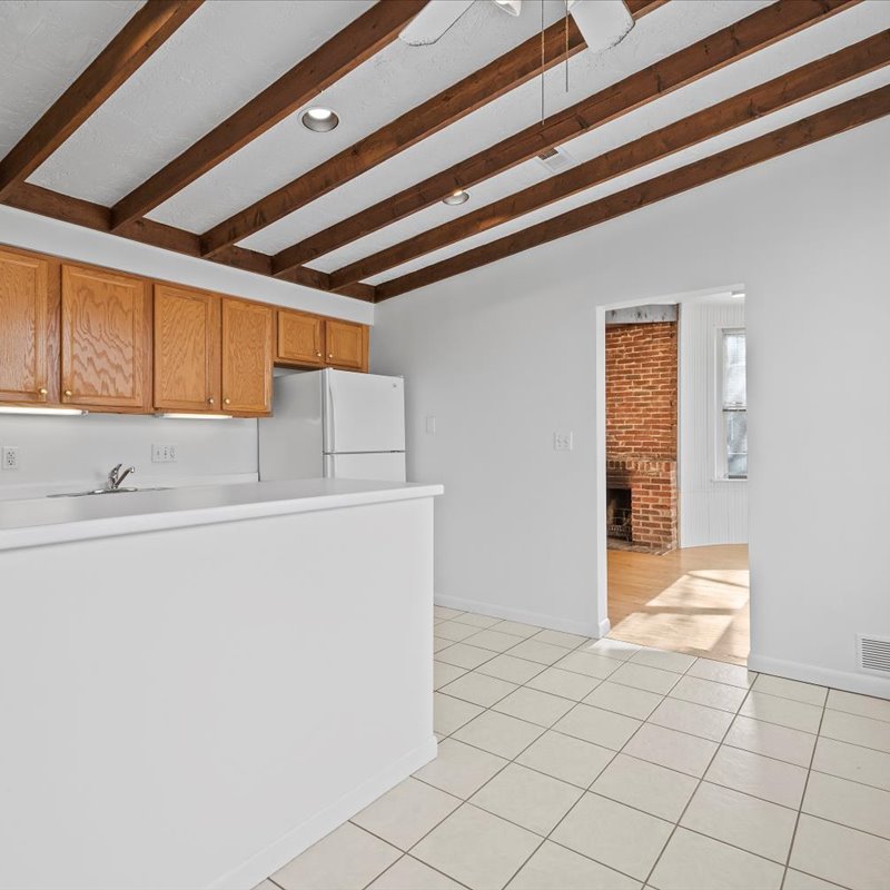 interior of 423 Denniston Apt.3