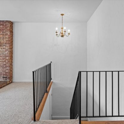 423 Denniston Apt.4