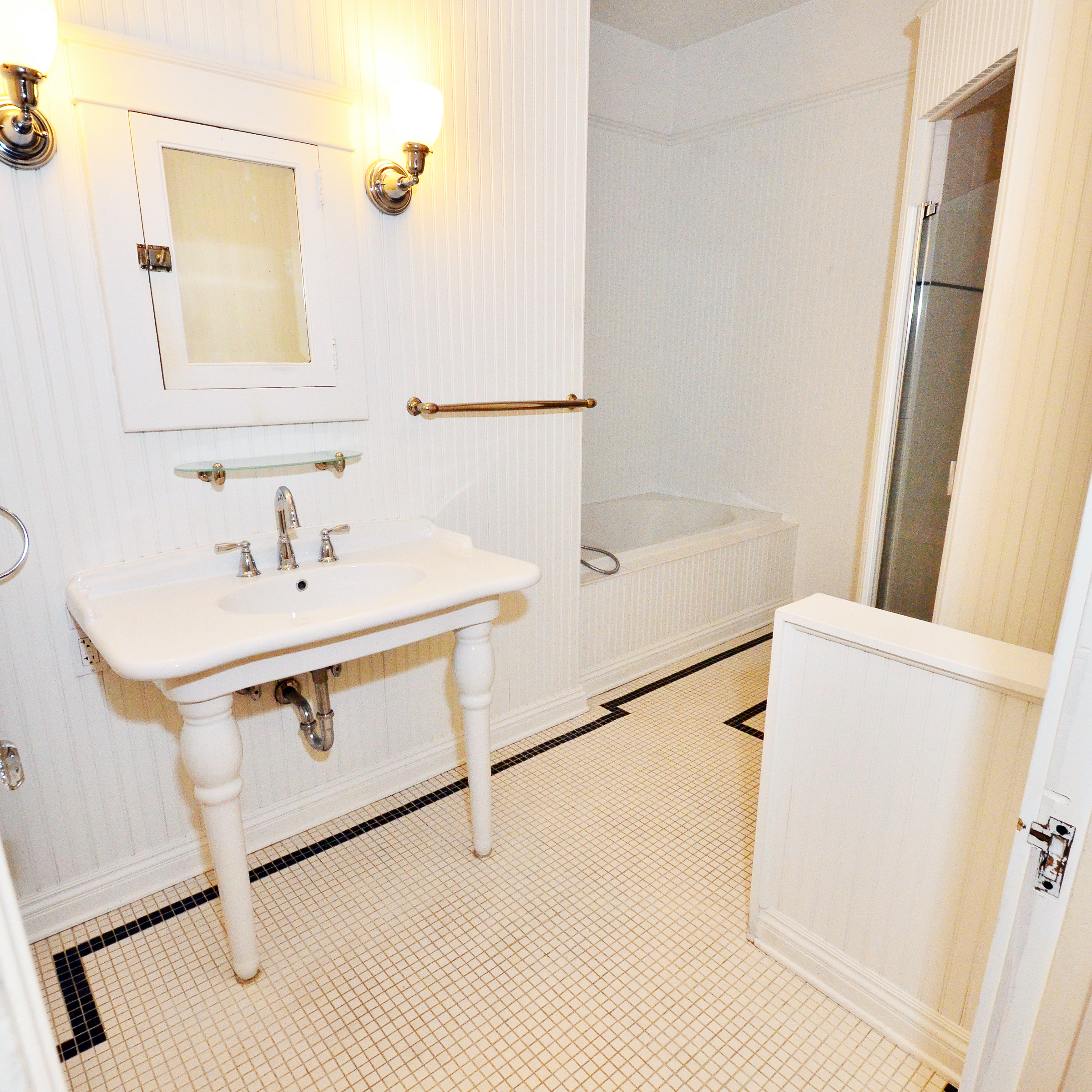 interior of Apt. 4