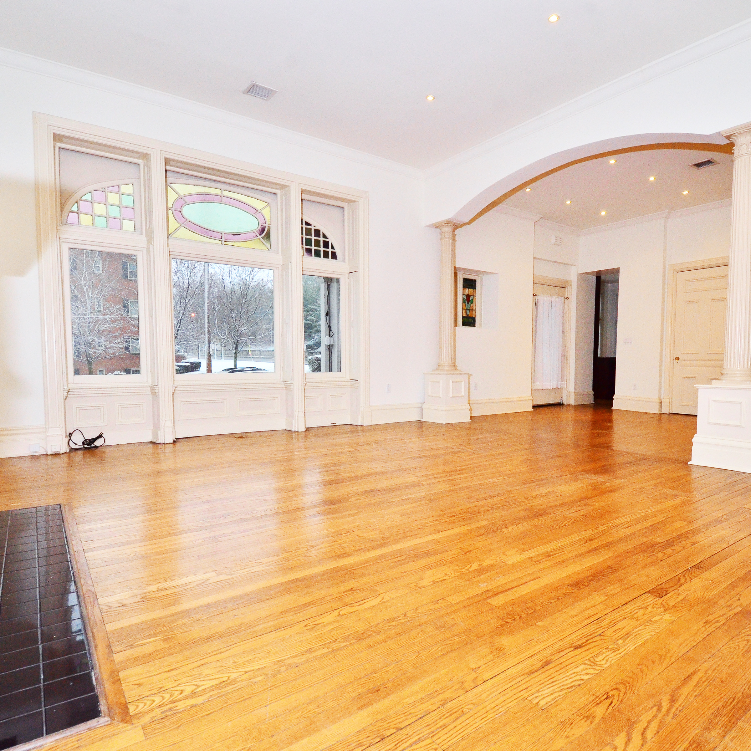 interior of Apt. 4