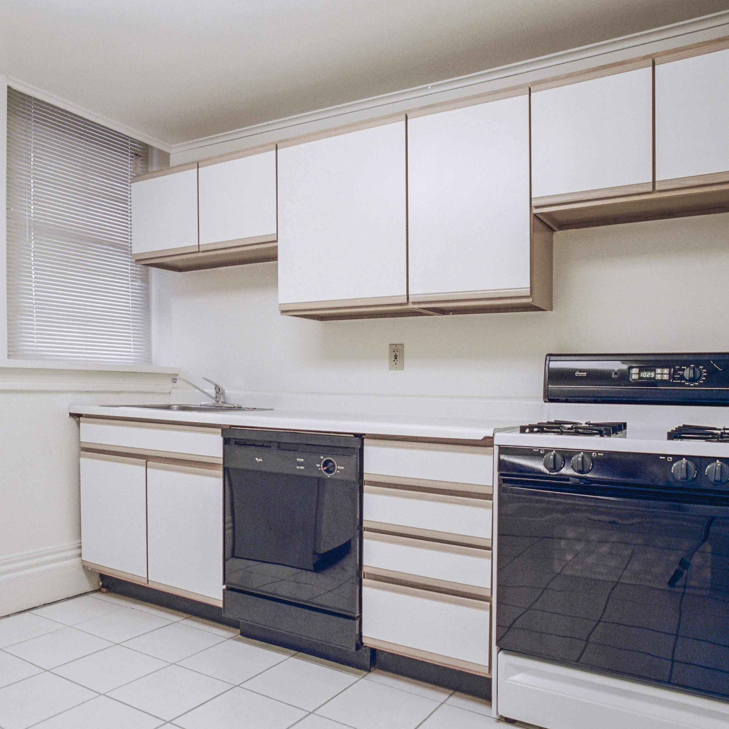 interior of Apt. 5