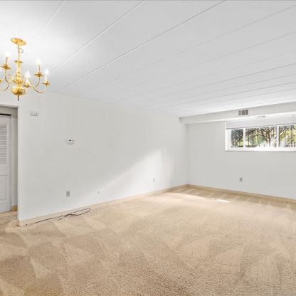 Apt. 100