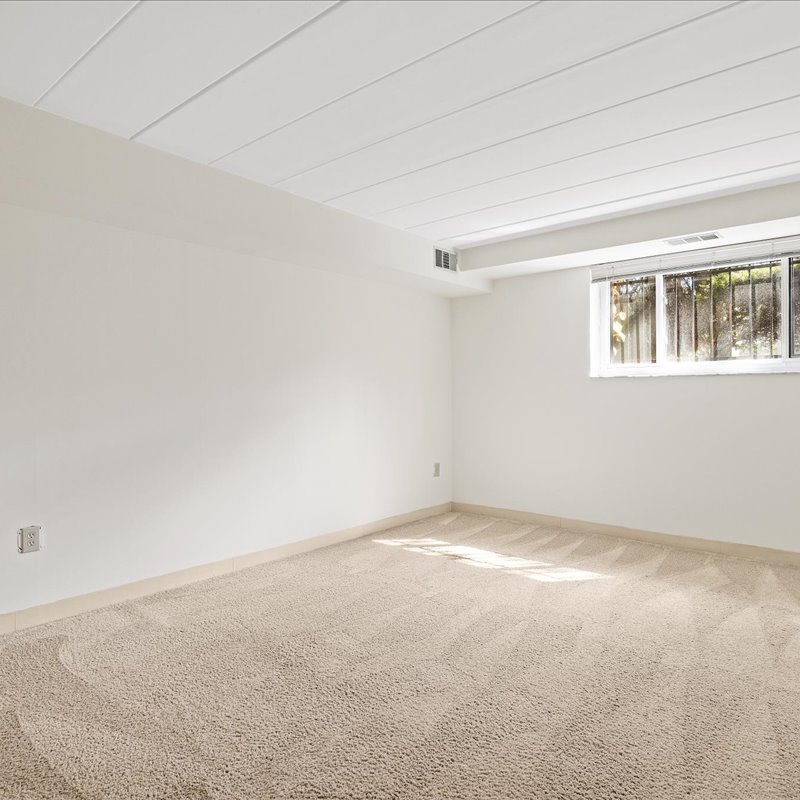 interior of Apt. 100