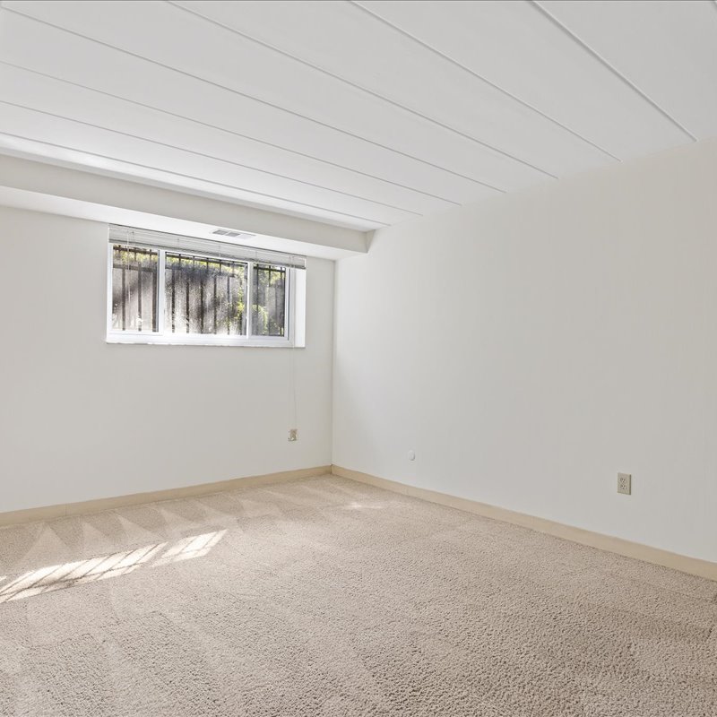 interior of Apt. 100