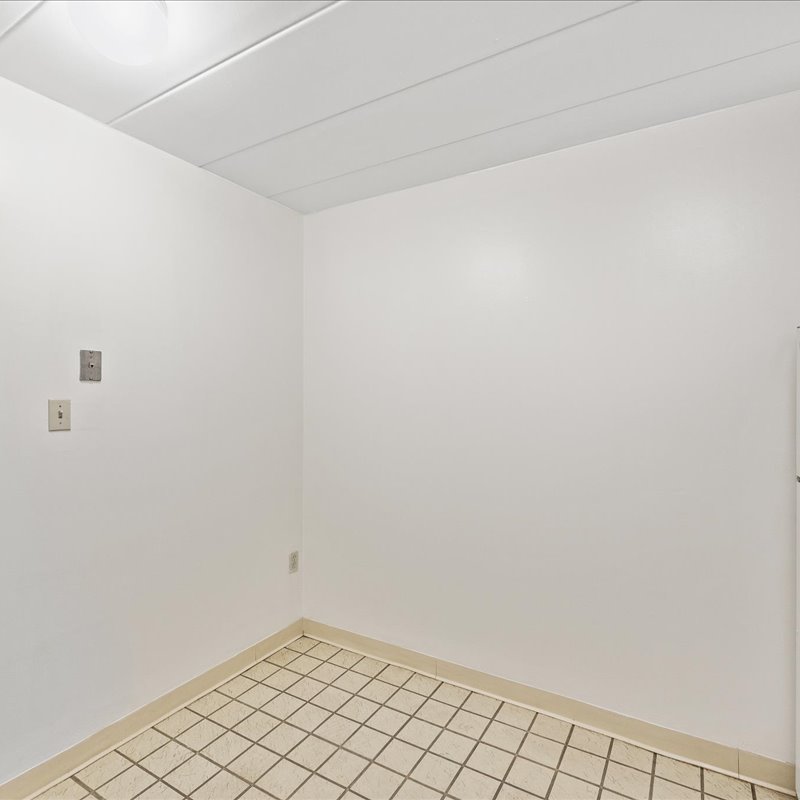 interior of Apt. 100