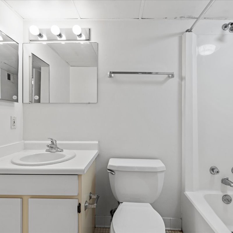 interior of Apt. 102