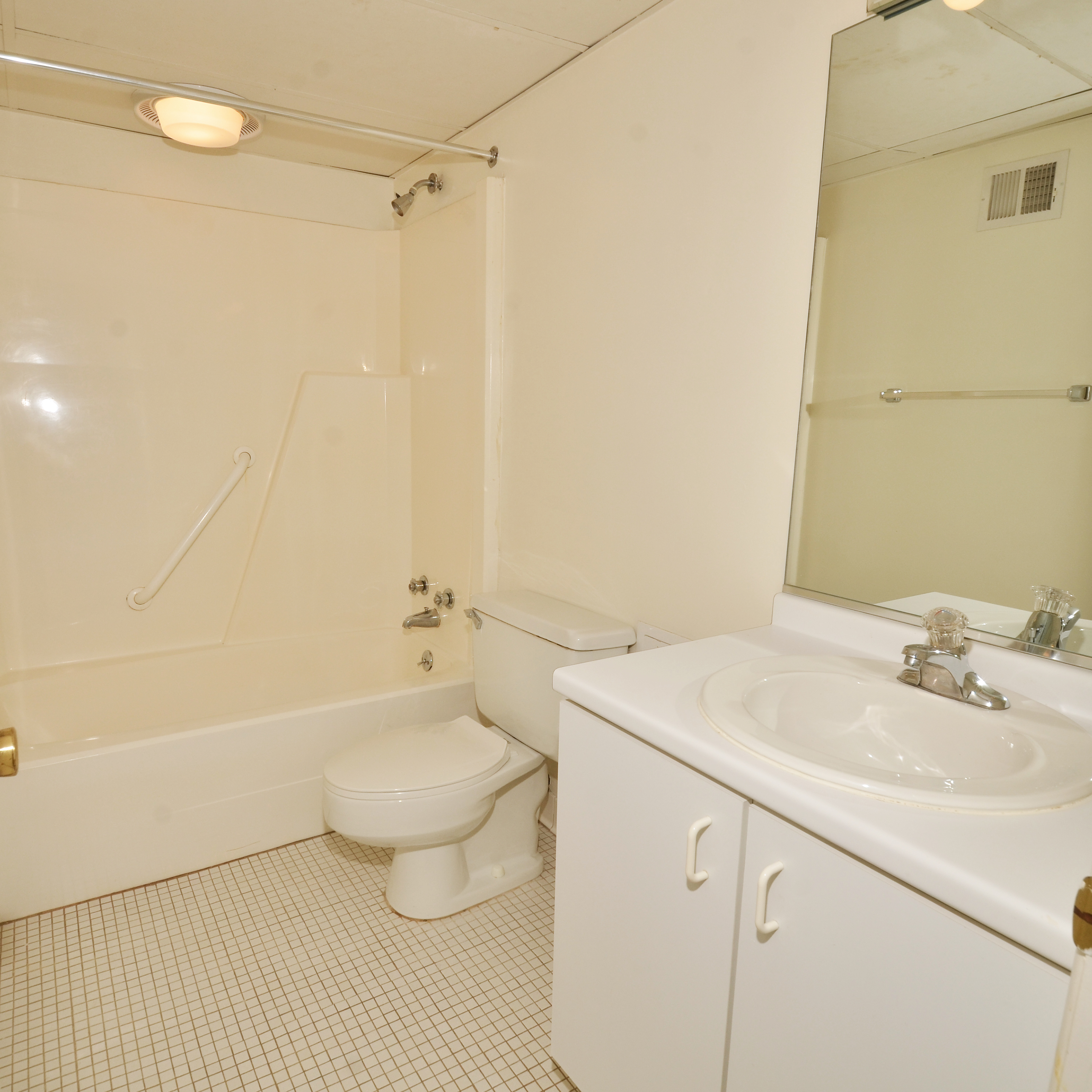 interior of Apt. 103