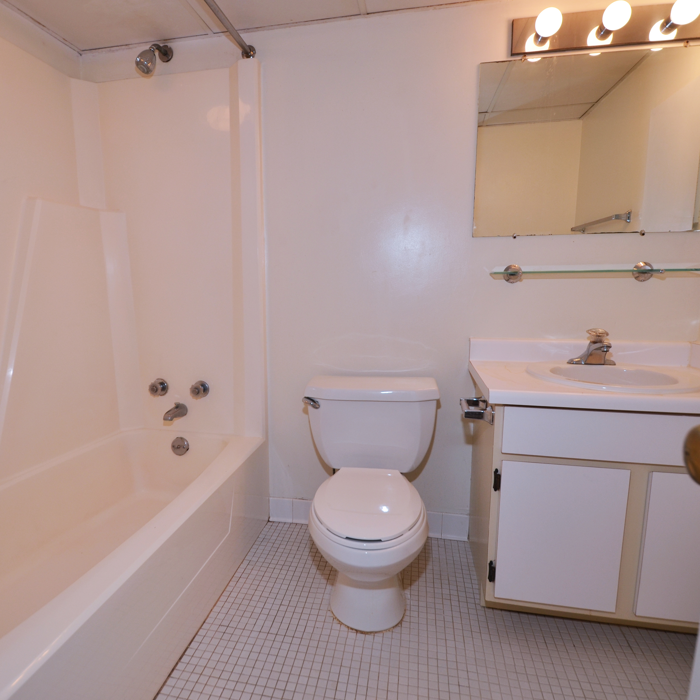 interior of Apt. 104