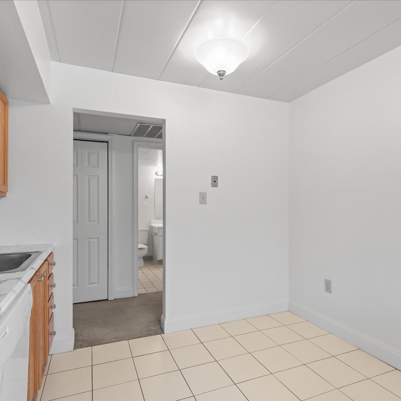 interior of Apt. 201