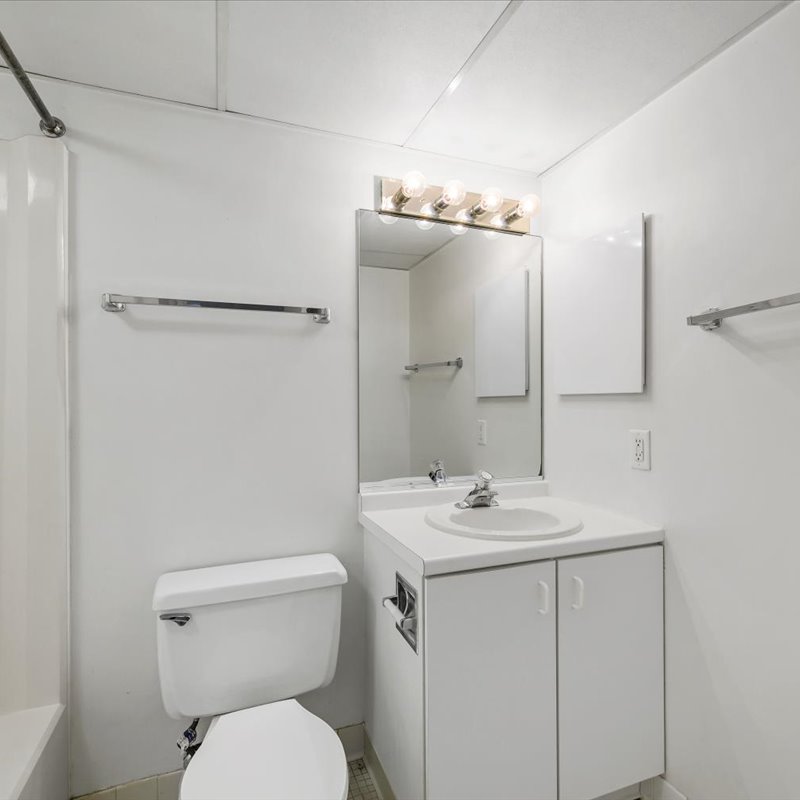 interior of Apt. 204