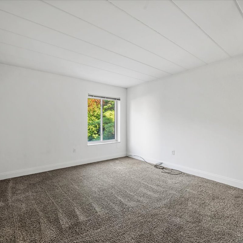 interior of Apt. 204